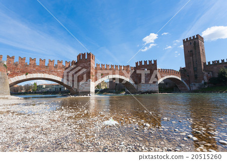 Castel Vecchio Bridge, Verona 20515260