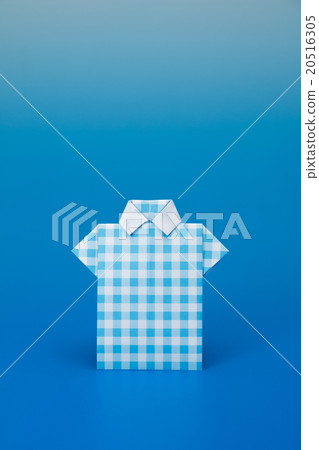 摺紙的襯衫 摺紙的襯衫 20516305