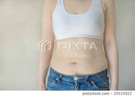 女性BBW肚子 20523922