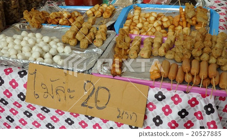 Kneaded food 20527885