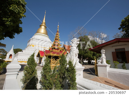 Wat Phra Kaew Don Tao at Lampang 20530697