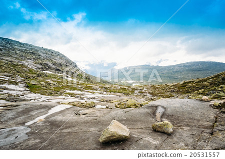 Amazing nature of the Norwegian mountains 20531557