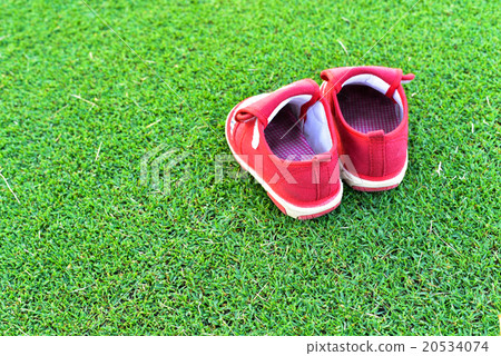 Little red shoes 20534074