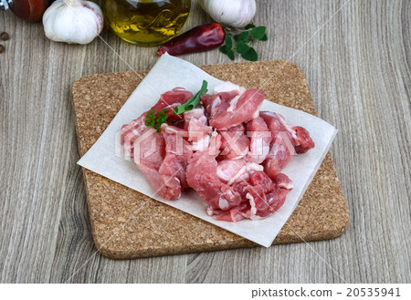 Diced pork meat 20535941