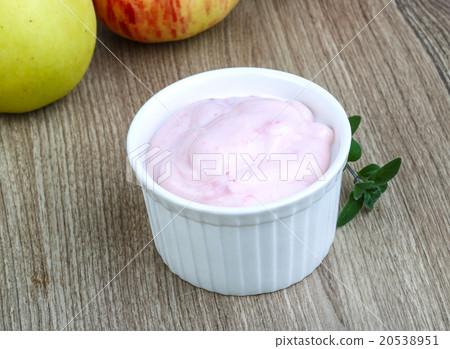 Srawberry yoghurt Srawberry yoghurt 20538951