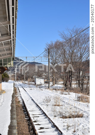 鄉村站雪 鄉村站雪 20540177