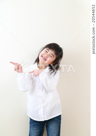 A 6-year-old bright girl A 6-year-old bright girl 20544652