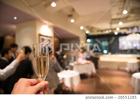 與派對敬酒 20551285