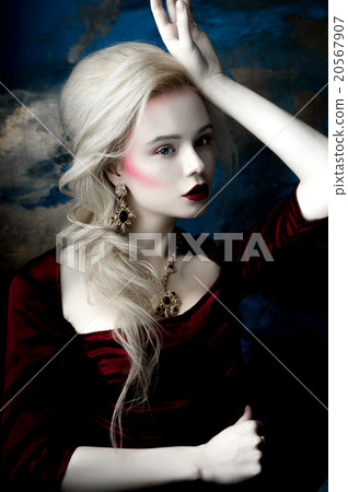 History portrait interpretation 20567907
