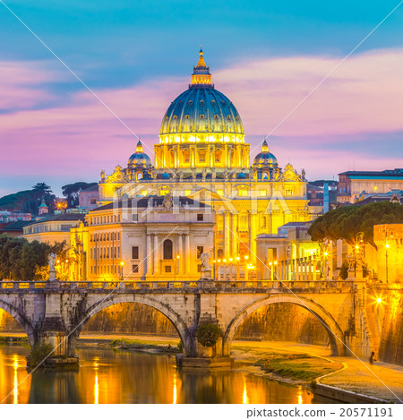 View at St. Peter's cathedral in Rome, Italy View at St. Peter's cathedral in Rome, Italy 20571191