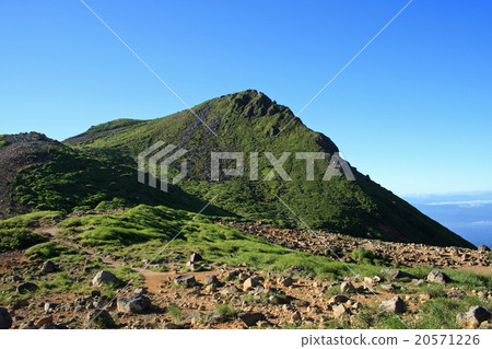 [Kujuyama] Kusumiyama where the green is dazzling 20571226