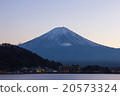 Twilight of Mt fuji and the city 20573324