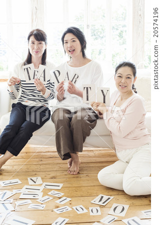 person, female, females 20574196