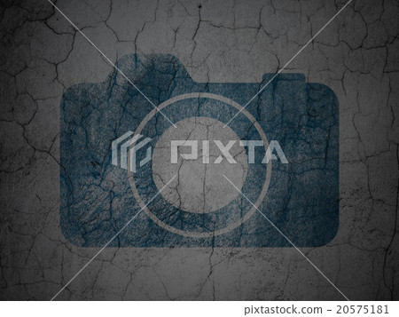 Travel concept: Photo Camera on grunge wall Travel concept: Photo Camera on grunge wall 20575181