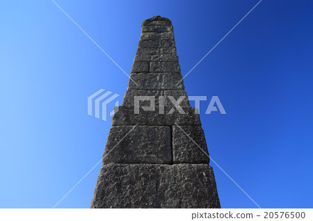 岐阜縣指定有形文化財產,(雅100軒奈奈里遺體)皇帝的Katsuzumi Temple Tower(俗稱“石塔”) 岐阜縣指定有形文化財產,(雅100軒奈奈里遺體)皇帝的Katsuzumi Temple Tower(俗稱“石塔”) 20576500