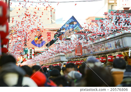 Asakusa - Nakamise Shopping District - 20576806