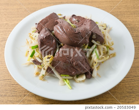 Stir Fried Bean Sprout with Congealed Pork Blood Stir Fried Bean Sprout with Congealed Pork Blood 20583049