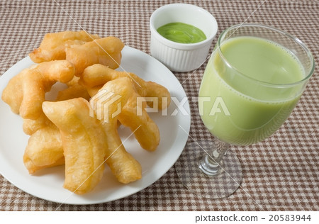 Deep Fried Doughstick with Soybean Milk 20583944