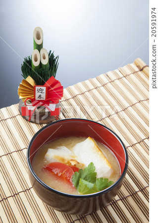 炒飯和新年裝飾 20591974