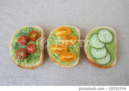 Green sourdough open faced sandwiches toast 20592334