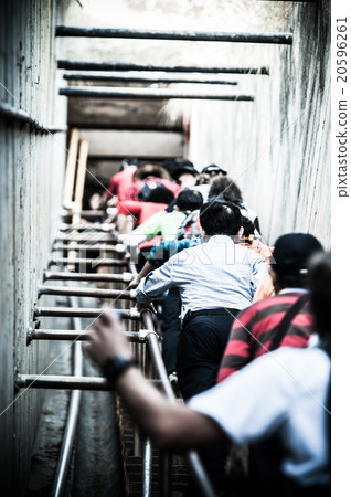 People climbing stairs 20596261