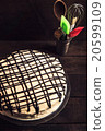White chocolate cake 20599109