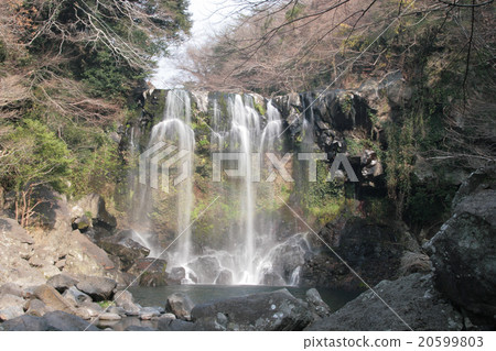 Emperor's Fall of Cheju Island Emperor's Fall of Cheju Island 20599803
