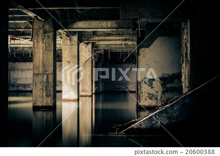 Dramatic view of damaged and abandoned building 20600388