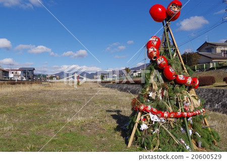 Shinshu Matsumoto區新年Mikuro私人傳統活動的蜻蜓塔活動 20600529