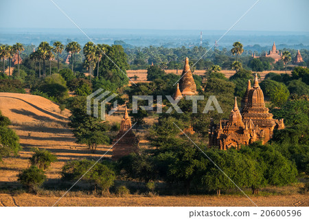 Buddhist Temples at Bagan Kingdom, Myanmar Buddhist Temples at Bagan Kingdom, Myanmar 20600596