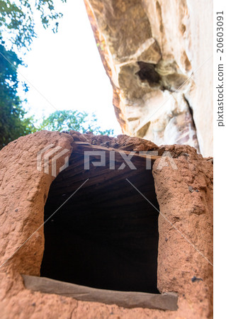 Troglodyte village, Burkina faso Troglodyte village, Burkina faso 20603091