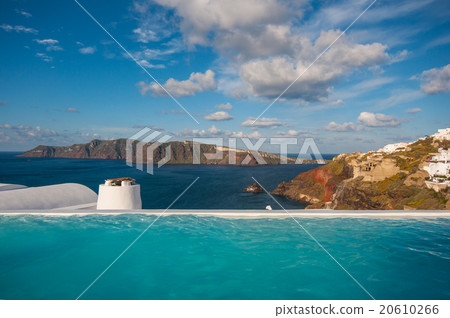 Swimming pool in Santorini 20610266