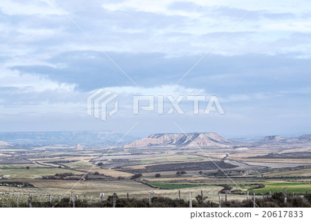 Big plateau in Bardenas Big plateau in Bardenas 20617833