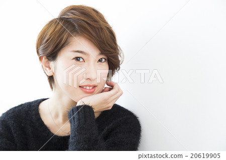Shortcut women Shortcut women 20619905