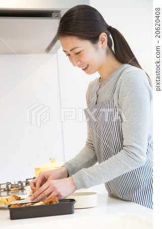 準備午餐盒 準備午餐盒 20620408