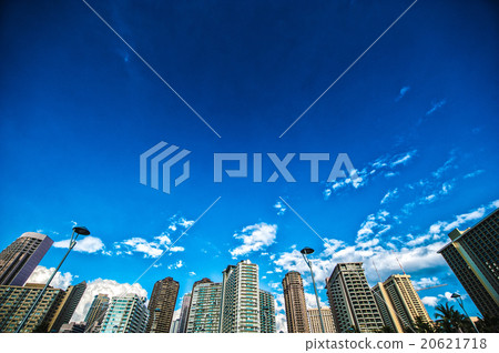建築物和藍天，低角度， 20621718