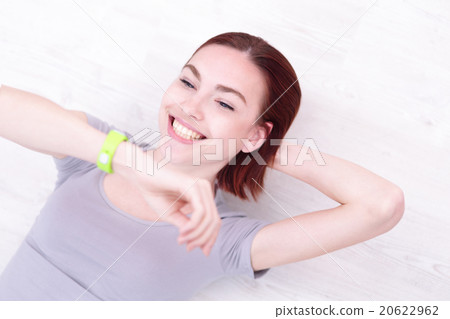 smile woman look smart watch 20622962