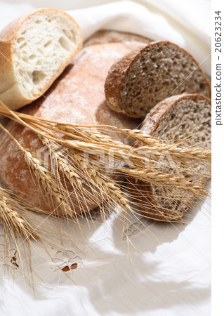 Freshness Bread On Tablecloth 20623234