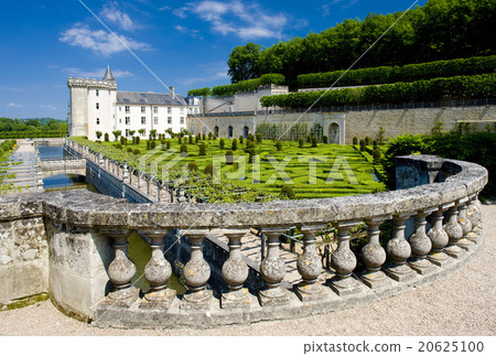 Villandry Castle with garden,Indre-et-Loire,France Villandry Castle with garden,Indre-et-Loire,France 20625100