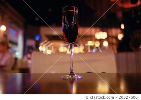 glass of wine restaurant interior serving dinner glass of wine restaurant interior serving dinner 20627600