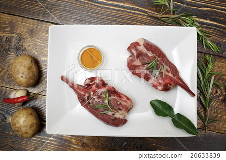 fresh mutton, potatoes and spices fresh mutton, potatoes and spices 20633839