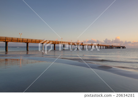 Sunrise on the Pier in Binz, Ruegen Island 20634281