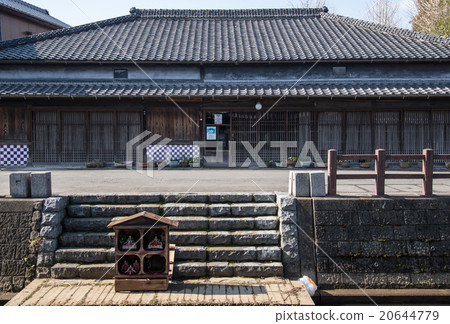 一個娃娃 20644779