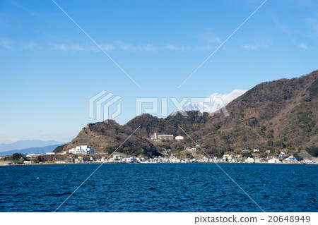 富士山山頂和沼津碼頭的風景 富士山山頂和沼津碼頭的風景 20648949