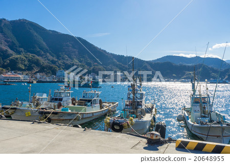 A fishing boat anchored in Uchiura Bay 20648955