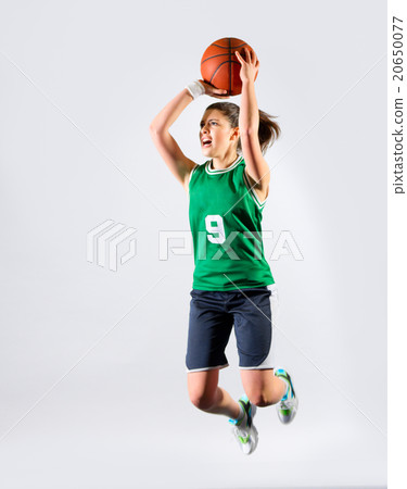 Young girl basketball player 20650077