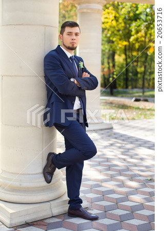 The groom with a beard 20653716