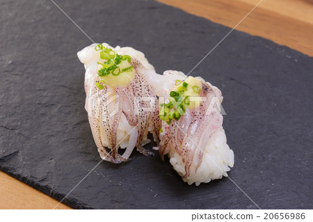 Delicious sarcophagi with short legs 20656986