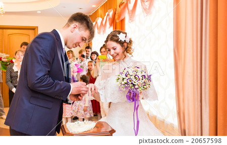 Marry me today and everyday, hands of a wedding 20657598