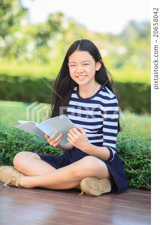 asian girl reading book asian girl reading book 20658042
